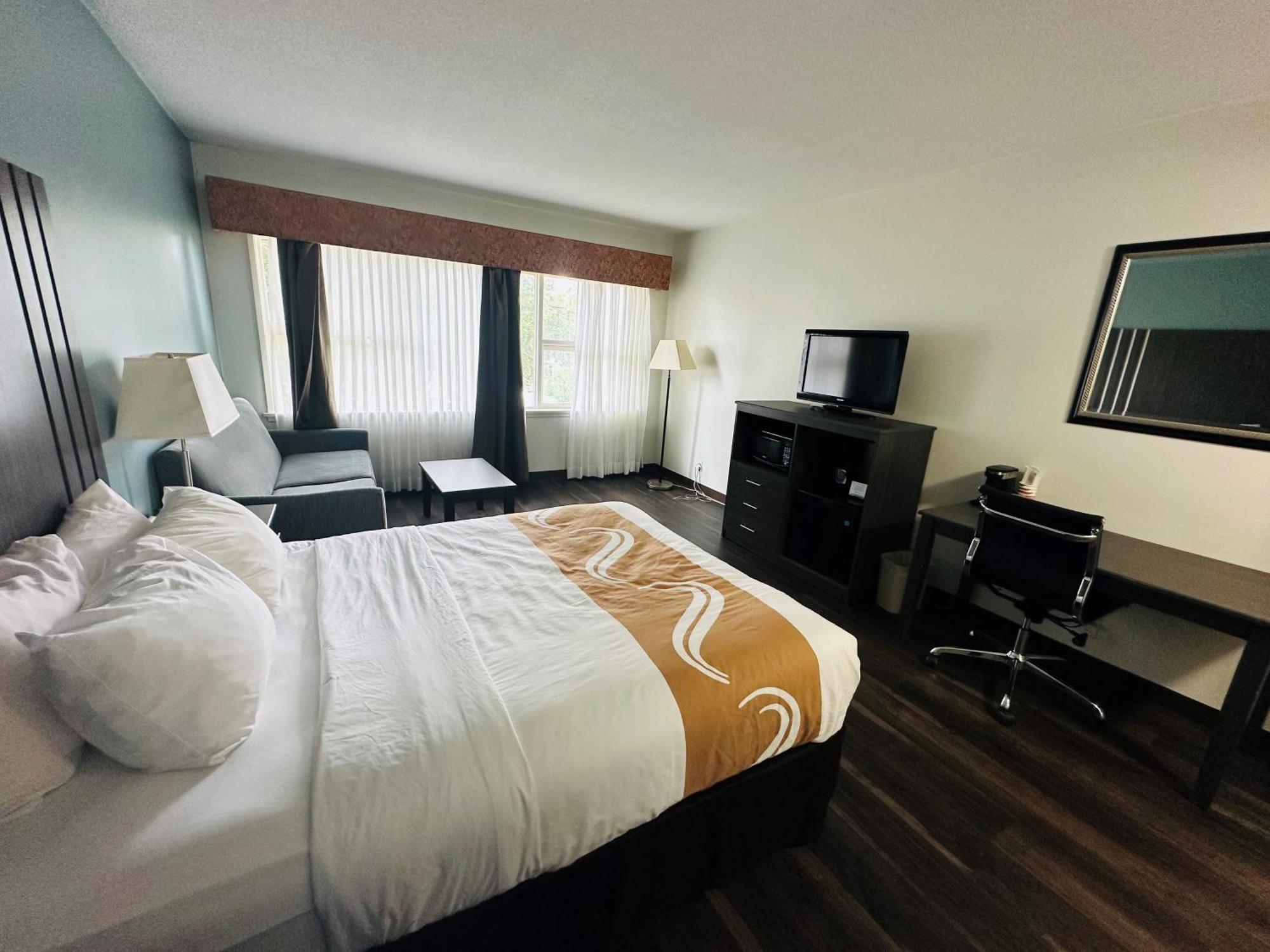 Quality Inn Сарнія Екстер'єр фото